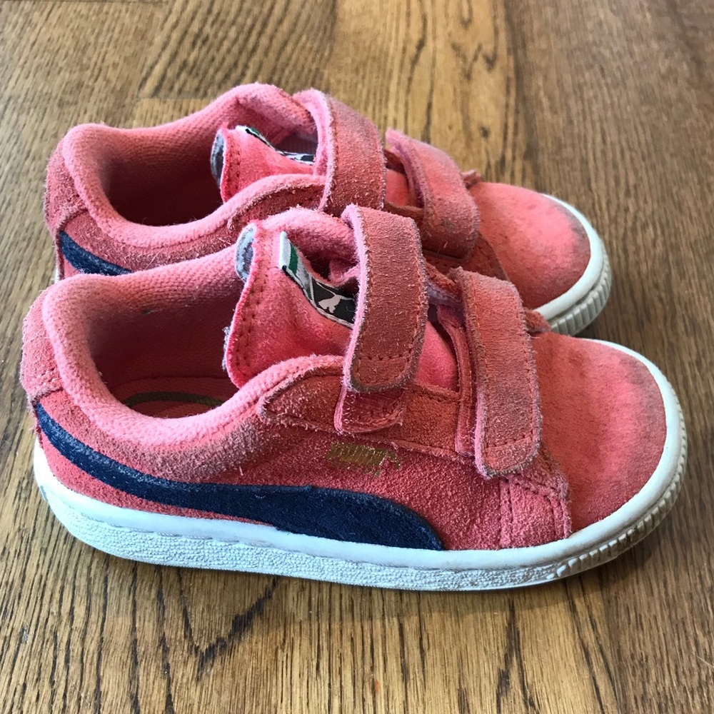 Girls Pink Velcro Puma Sneakers Size 8